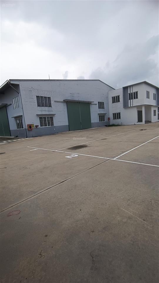 Cho thuê kho xưởng 1700m2 trong kcn kim huy, bình dương.  0934 794 ***