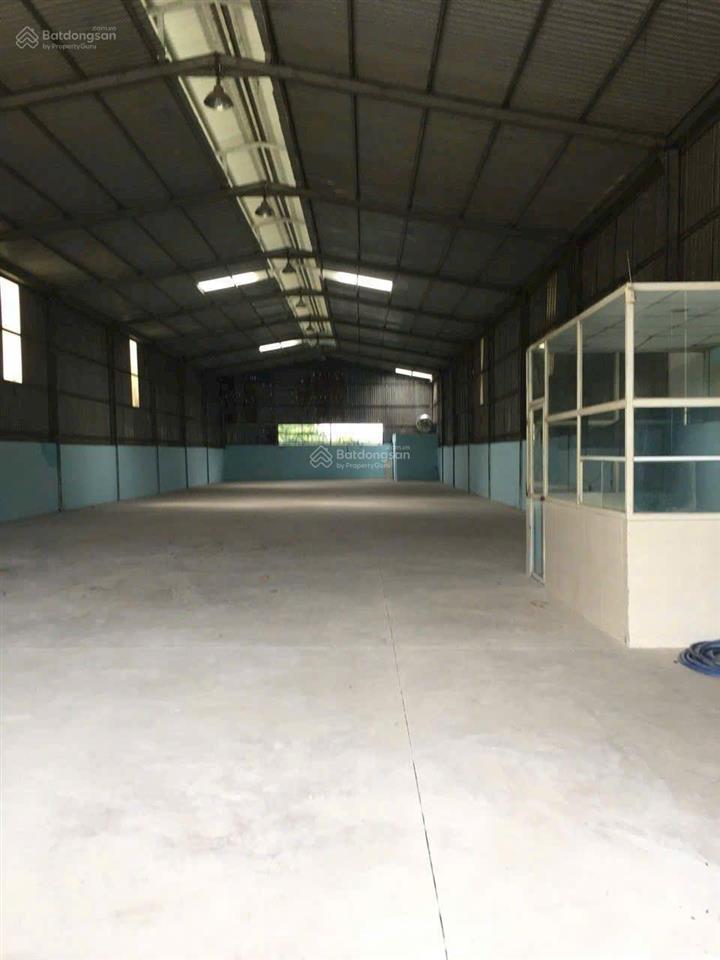 Cho thuê kho xưởng 660m². giá 30 triệu/tháng. tân phước khánh/tân uyên/hcm.  0934 794 ***