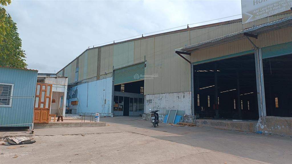 Cho thuê kho xưởng 1800m². giá 72 triệu/tháng. thuận an/bình dương/hcm.  0934 794 *** mr long