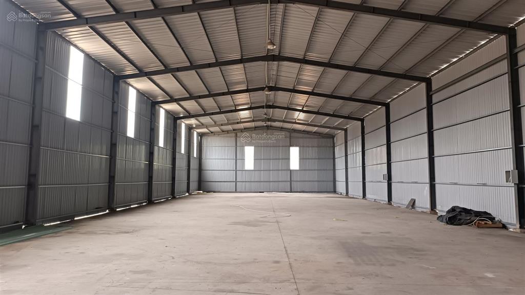 Cho thuê kho xưởng dt 1000m2. giá 50 triệu/tháng. tại dĩ an, bình dương, hcm.  0934 794 ***