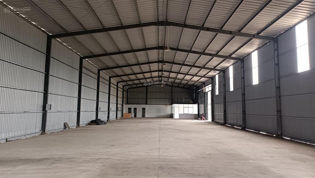 Cho thuê kho xưởng dt 1000m2. giá 50 triệu/tháng. tại dĩ an, bình dương, hcm.  0934 794 ***