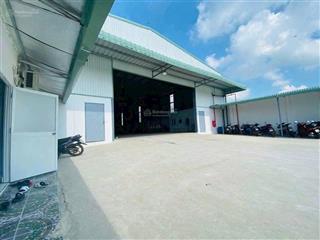 Cho thuê kho xưởng 2100m2. giá 100 triệu/ tháng. phú tân/ tdm/ gần tpm bình dương.  0934 794 ***