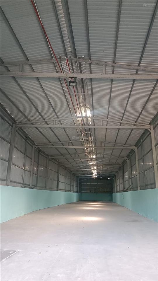 Cho thuê kho xưởng 650m2. giá 26 triệu/tháng. tại định hòa, thủ dầu một, tp. hồ chí minh