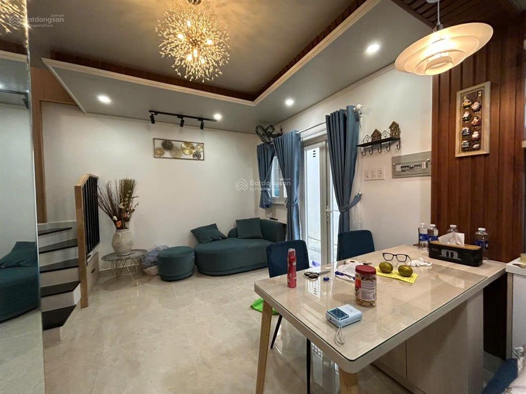 Cho thuê nhà 18a/111 đường nguyễn thị minh khai quận 1(giờ là phường sài gòn) giá 20tr/tháng