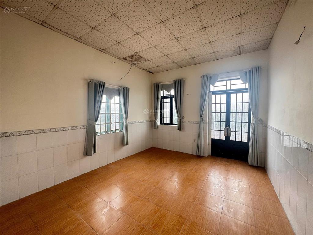 Bán nhà riêng tại dx 044, phú mỹ, thành phố thủ dầu một, giá ưu đãi 3,8 tỷ, 100m2