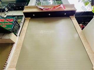 Người nhà nhờ cho thuê toà nhà mặt phố phương mai  7tầng t. máy  phố kd sầm uất  hiếm nhà trống