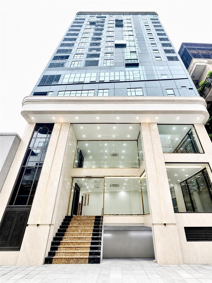 Tài chính 80tỷ  building văn phòng mới cứng ,lô góc bề thế  sát phố ngõ thông kinh doanh sầm uất