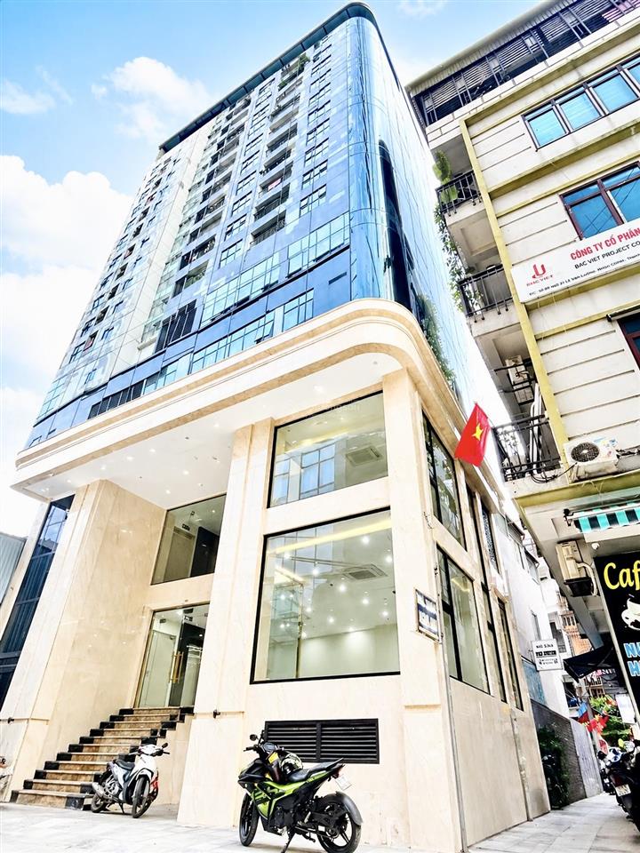 Tài chính 80tỷ  building văn phòng mới cứng ,lô góc bề thế  sát phố ngõ thông kinh doanh sầm uất