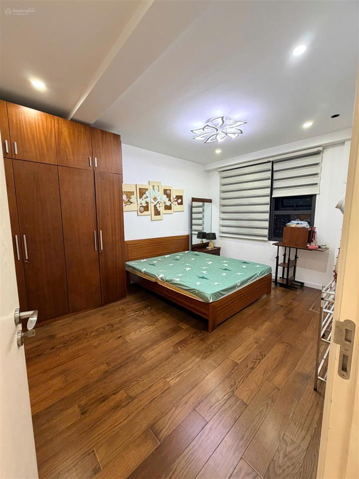 Bán căn hộ 3pn vinhomes d'capitale 87m² cực đẹp view hồ thanh xuân, full nội thất