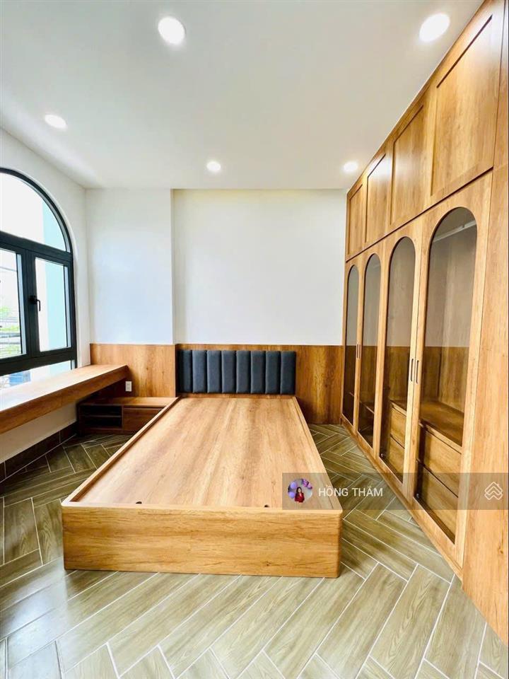 Bán nhà chính chủ đường trường lưu p.long trường lưu quận 9  0938 369 *** thắm gần nguyễn duy trinh