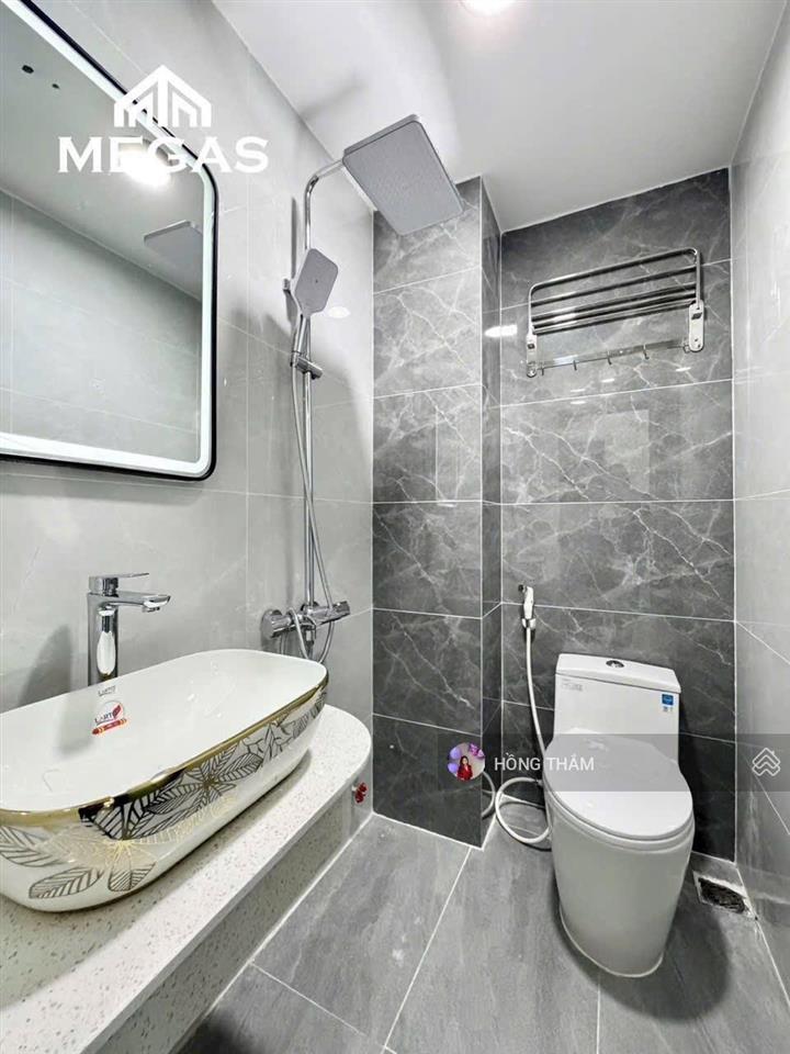 Chdv mới xây siêu đẹp đường thích quảng đức quận phú nhuận giá 7tr/ tháng  0397 939 ***