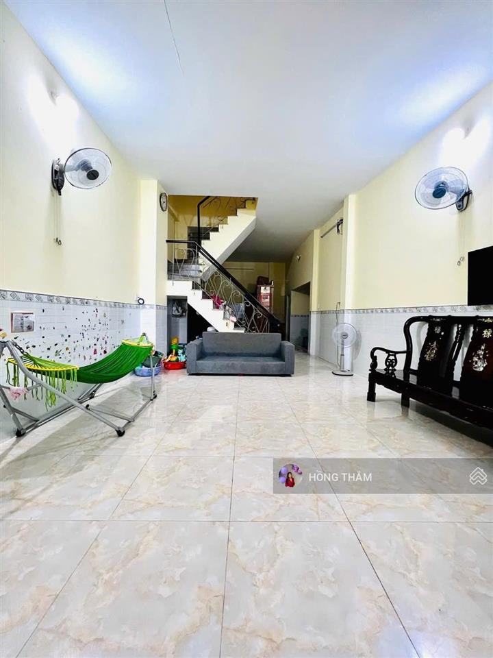 Bán nhà 1 trệt 2 lầu đường 13 gần lê văn thịnh quận 2 dt 68m2 giá 7.9 tỷ  0938 369 *** thắm