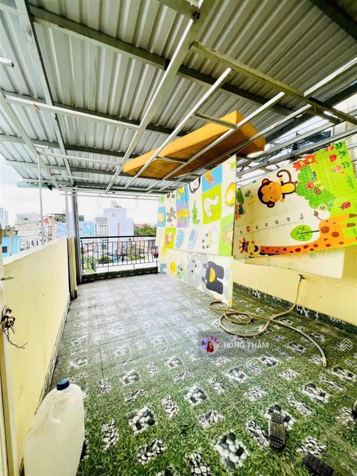 Bán nhà quận 2 đường 13 gần lê văn thịnh 68m2 giá 7.9 tỷ  0938 369 ***