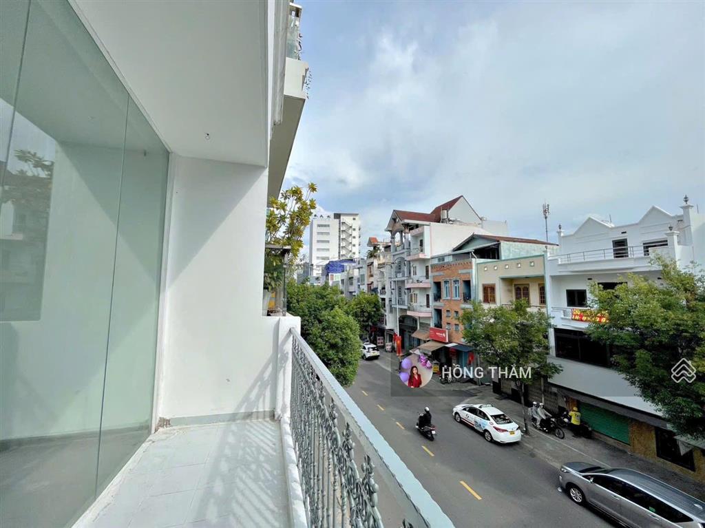 Cho thuê nhà nguyên căn mặt tiền đường hoàng hoa thám q. bình thạnh 94m2  0397 939 ***