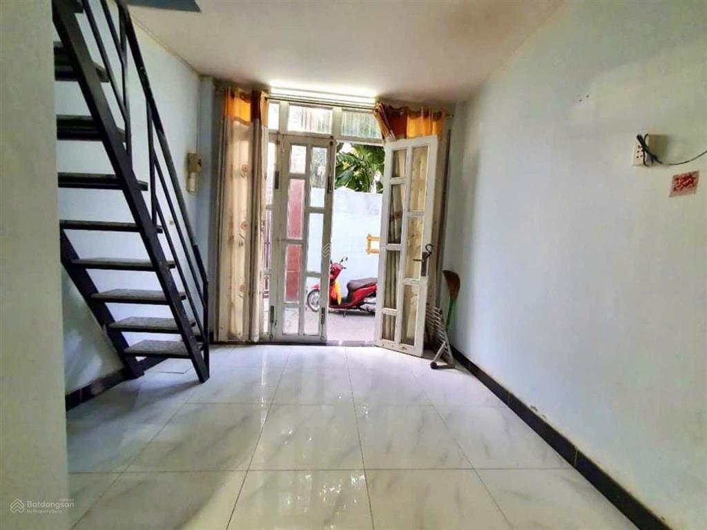 Bán nhà nhỏ xinh sổ hồng riêng quận 2 giá chỉ 2 tỷ p. bình trưng tây  0938 369 *** thắm