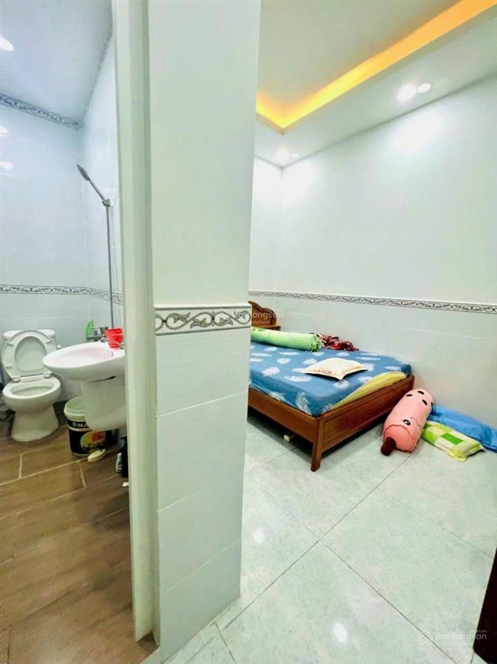 Bán nhà chính chủ 1t3l đường tốt, phường long trường, quận 9, đường thông ô tô giá 5.5 tỷ