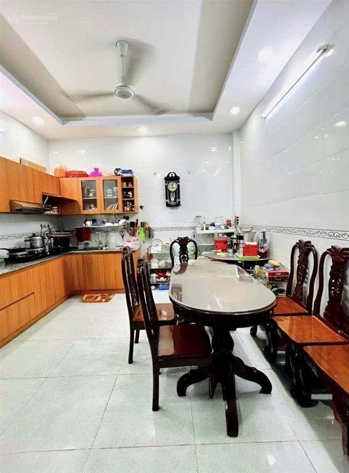 Bán nhà chính chủ 1t3l đường tốt, phường long trường, quận 9, đường thông ô tô giá 5.5 tỷ