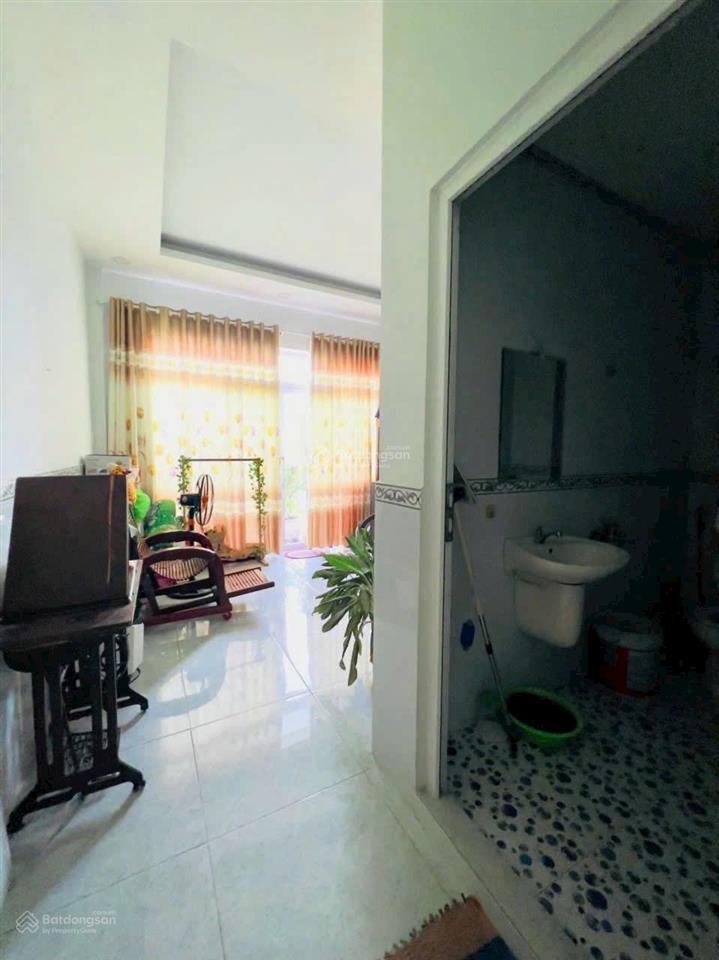 Bán nhà chính chủ 1t3l đường tốt, phường long trường, quận 9, đường thông ô tô giá 5.5 tỷ