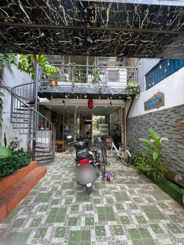 Cho thuê nhà mặt tiền kinh doanh 1 trệt 1 lầu kdc p. bình trưng đông quận 2  0907 042 *** thắm