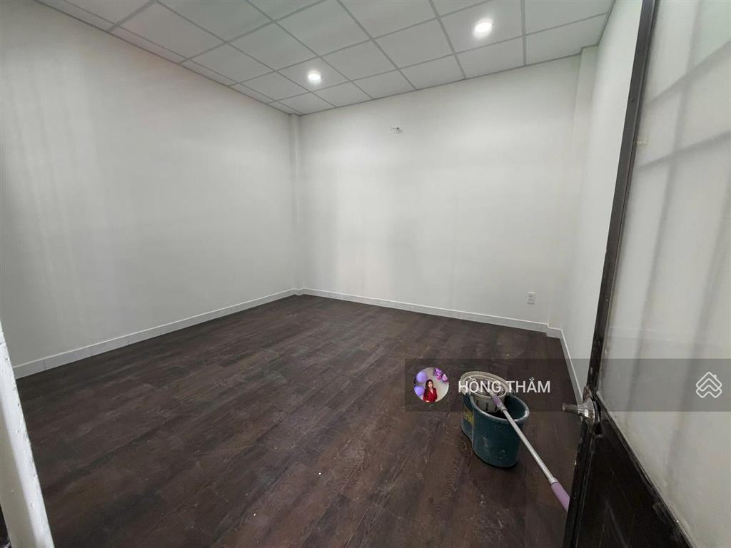 Cho thuê nhà mặt bằng kinh doanh đường bạch đằng quận tân bình giá 20 triệu  0397 939 *** hậu