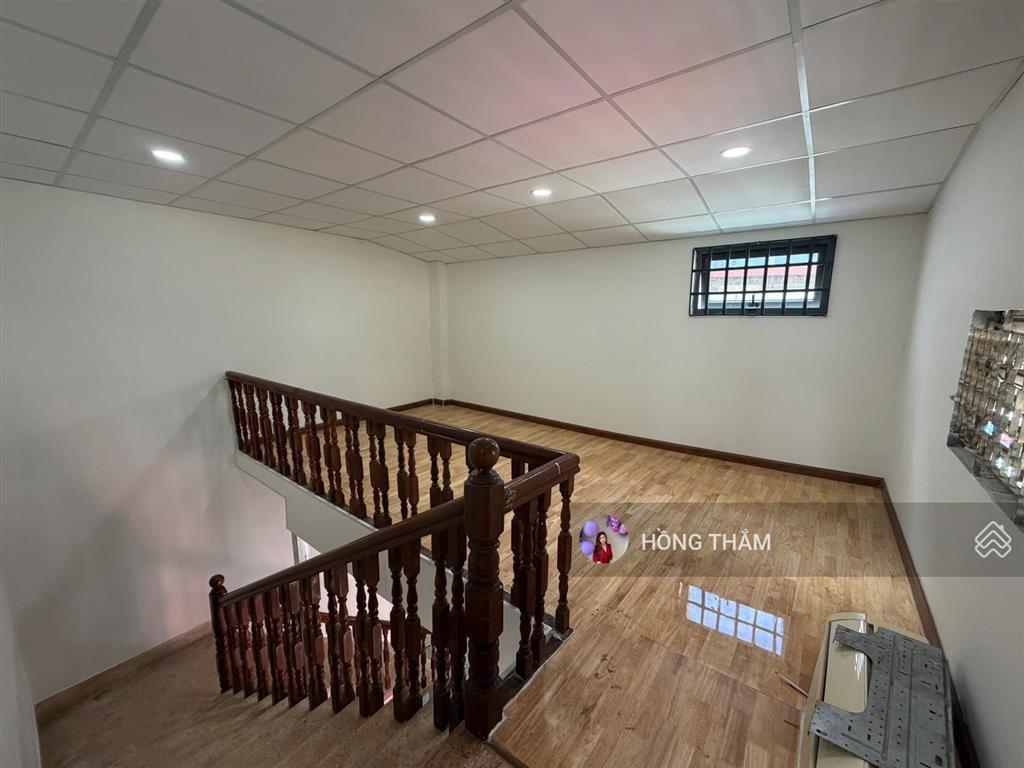 Cho thuê nhà mặt bằng kinh doanh đường bạch đằng quận tân bình giá 20 triệu  0397 939 *** hậu