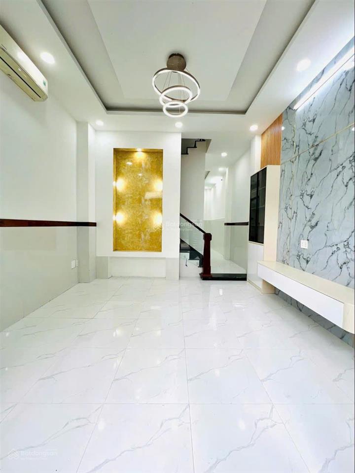 Giảm giá 900 triệu bán nhanh trong tháng 6 nhà quận 9  0938 369 ***