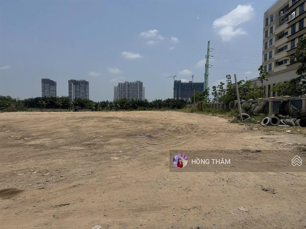 Cho thuê 4200m2 mb đất trống đã san lấp mặt tiền đường võ chí công quận 2