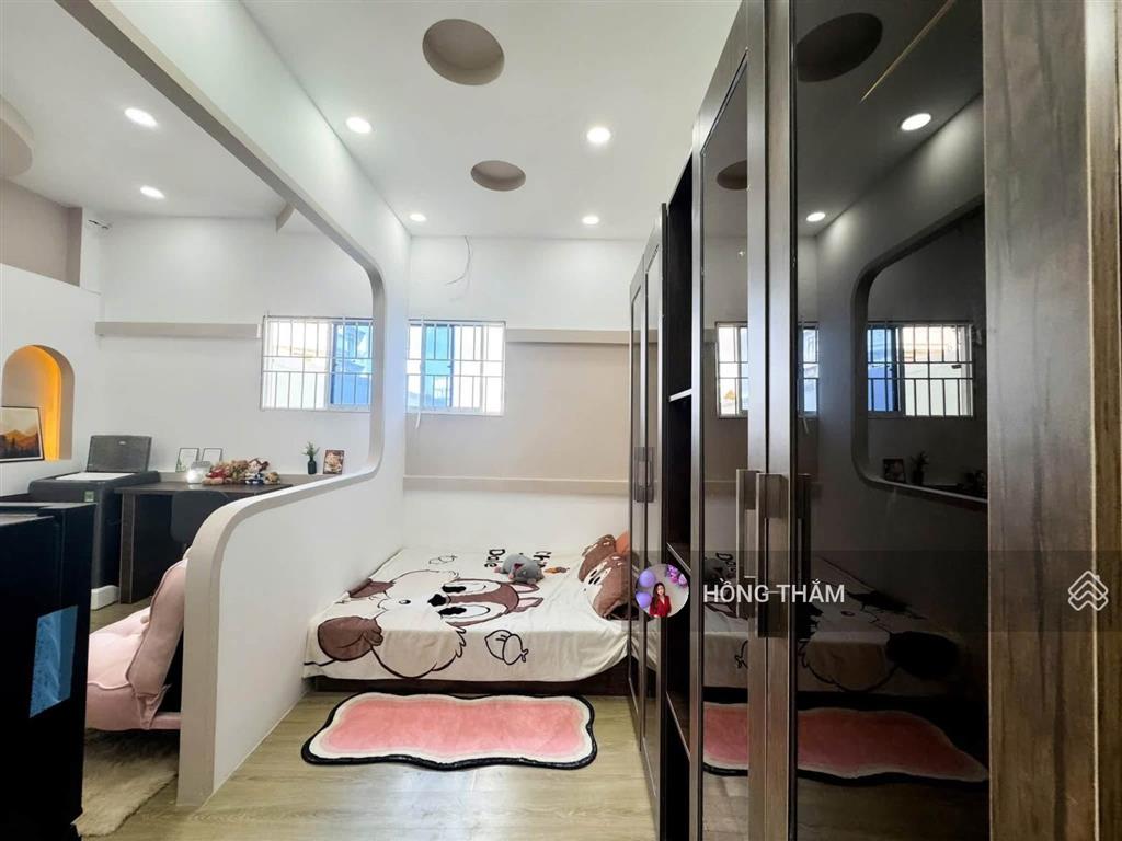 Phòng studio full nội thất đường lạc long quân quận tân bình giá 5,8 triệu