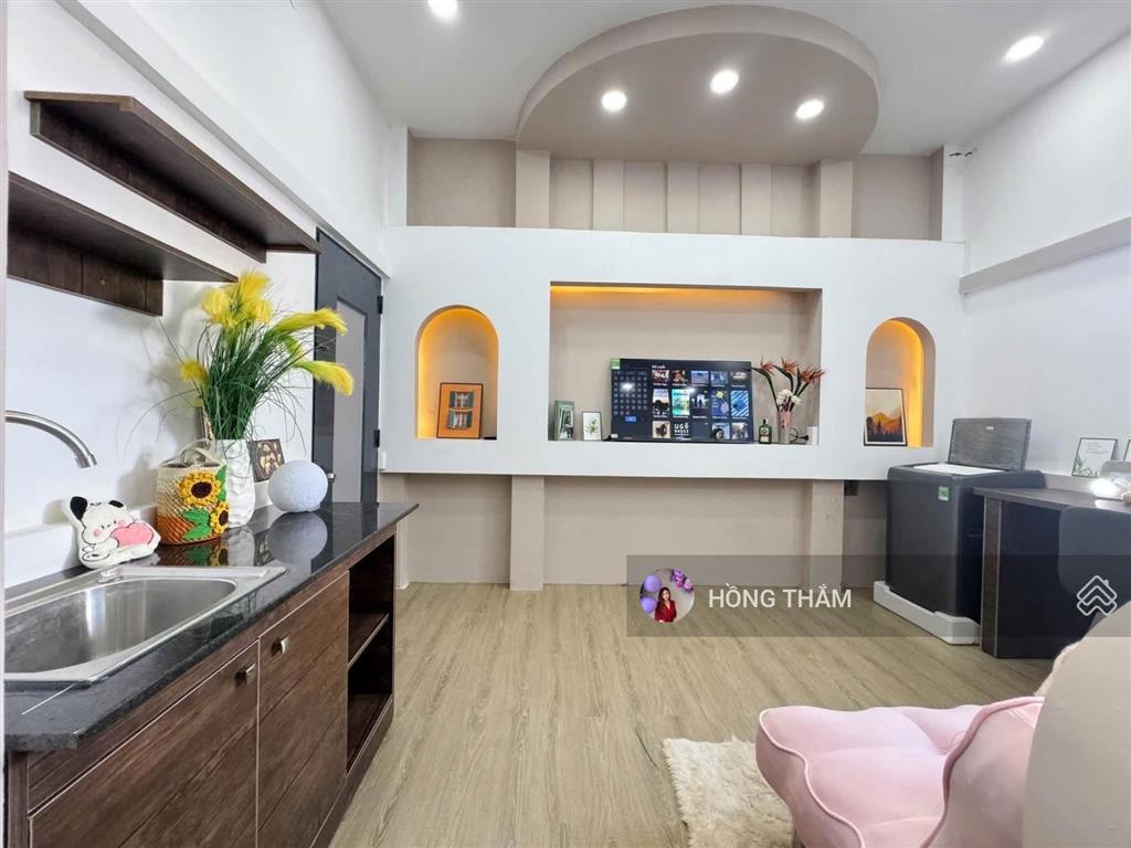 Phòng studio full nội thất đường lạc long quân quận tân bình giá 5,8 triệu
