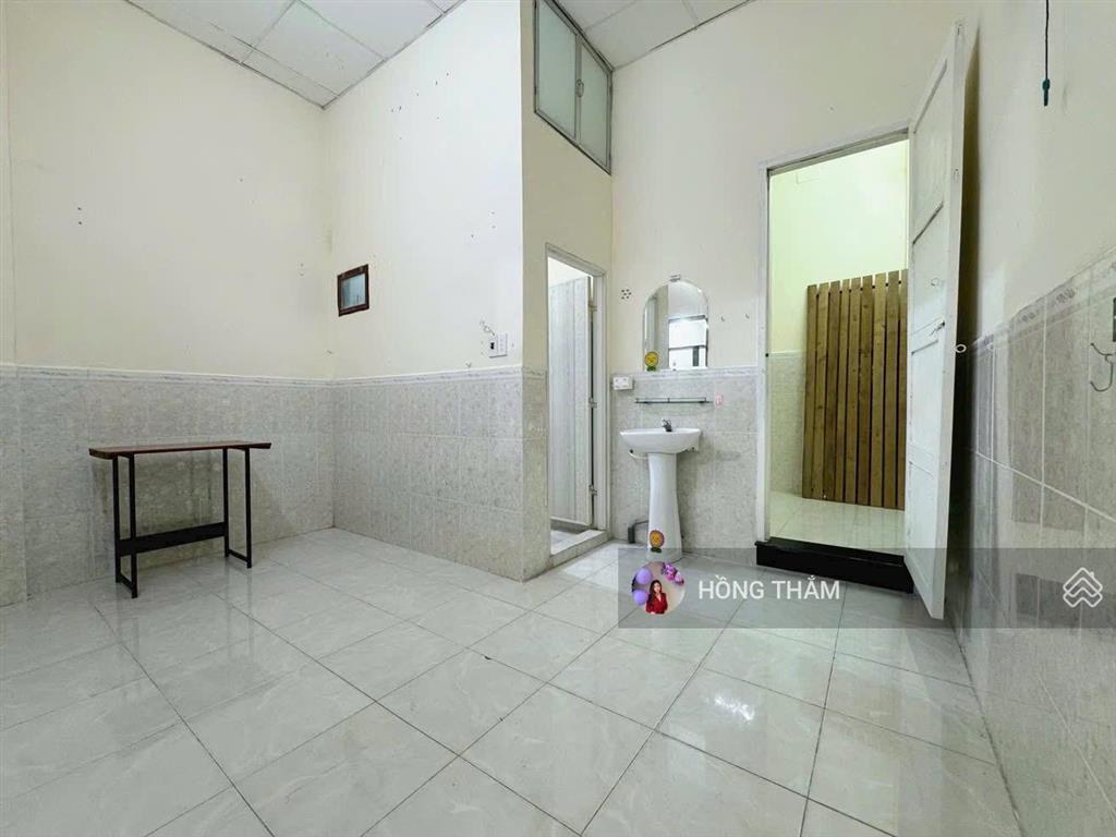 Cho thuê nhà nguyên căn đường lê văn sỹ quận phú nhuận 3pn 2wc giá 14.5 triệu