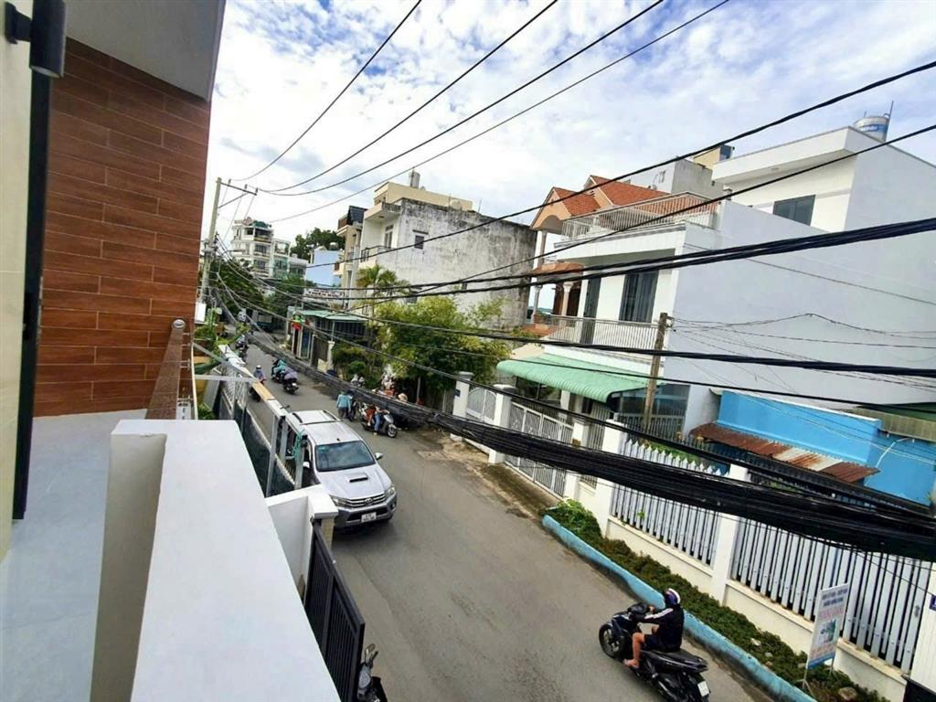 Bán nhà chính chủ mặt tiền đường 16 thạnh mỹ lợi quận 2 giá chỉ 7.1 tỷ