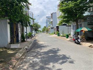 Đất đẹp chính chủ kdc đại việt 68 bưng ông thoàn p.phú hữu quận 9
