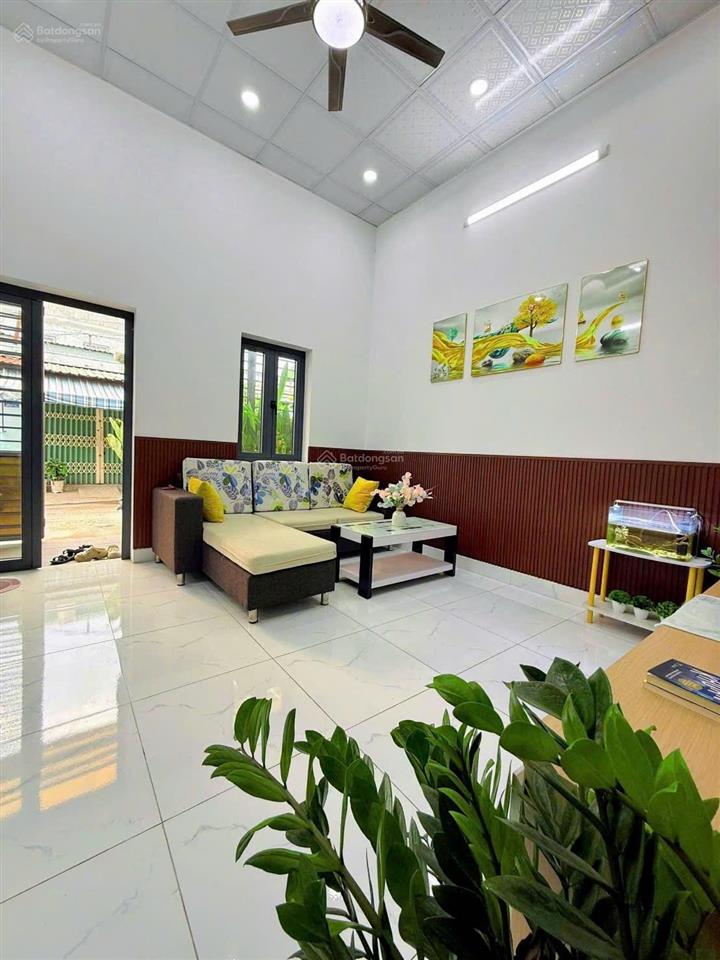 Bán nhà chính chủ hẻm thông xe tải đường 339 phước long b quận 9 gần đỗ xuân hợp  giá 4,9 tỷ