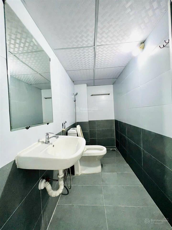 Bán dãy trọ rộng 136.5m2 đường nguyễn duy trinh p. long trường quận 9 giá 7.5 tỷ