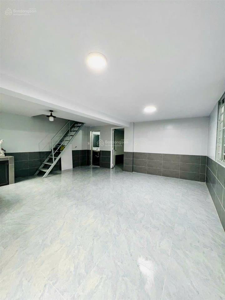 Bán dãy trọ rộng 136.5m2 đường nguyễn duy trinh p. long trường quận 9 giá 7.5 tỷ