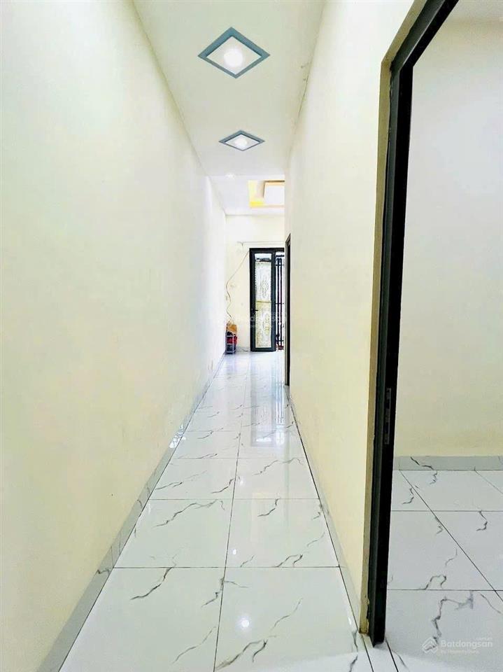 Giảm giá 1 tỷ bán nhanh nhà hxh ngay chợ đường nguyễn thị định quận 2 giá chỉ 4,1 tỷ dt 66,8m2