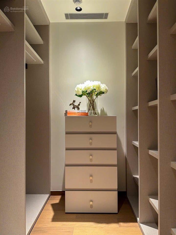 Chính chủ bán căn góc 3 phòng ngủ view sông jw marriott grand marina saigon