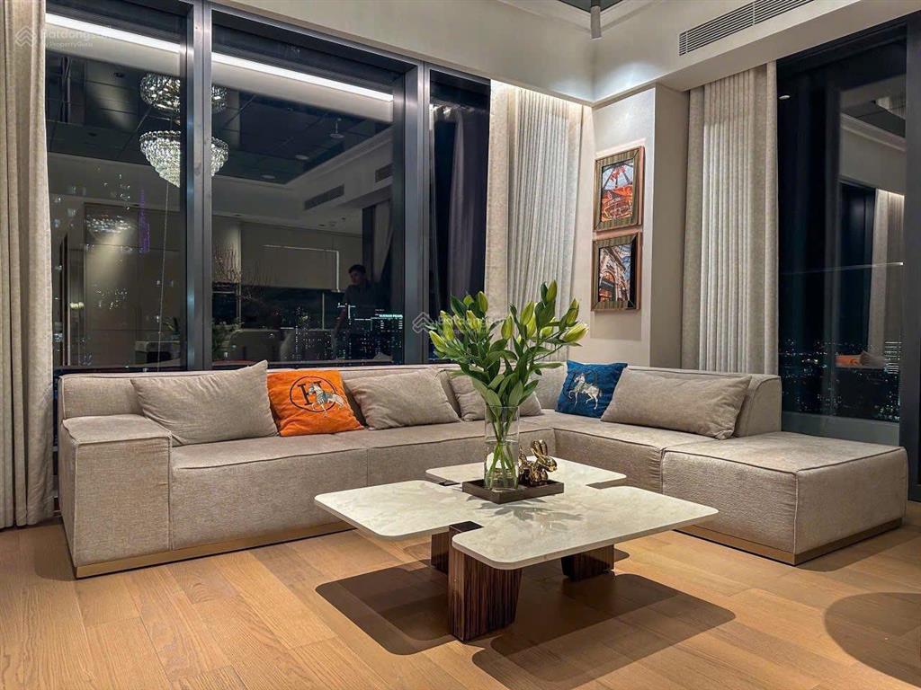 Chính chủ bán căn góc 3 phòng ngủ view sông jw marriott grand marina saigon