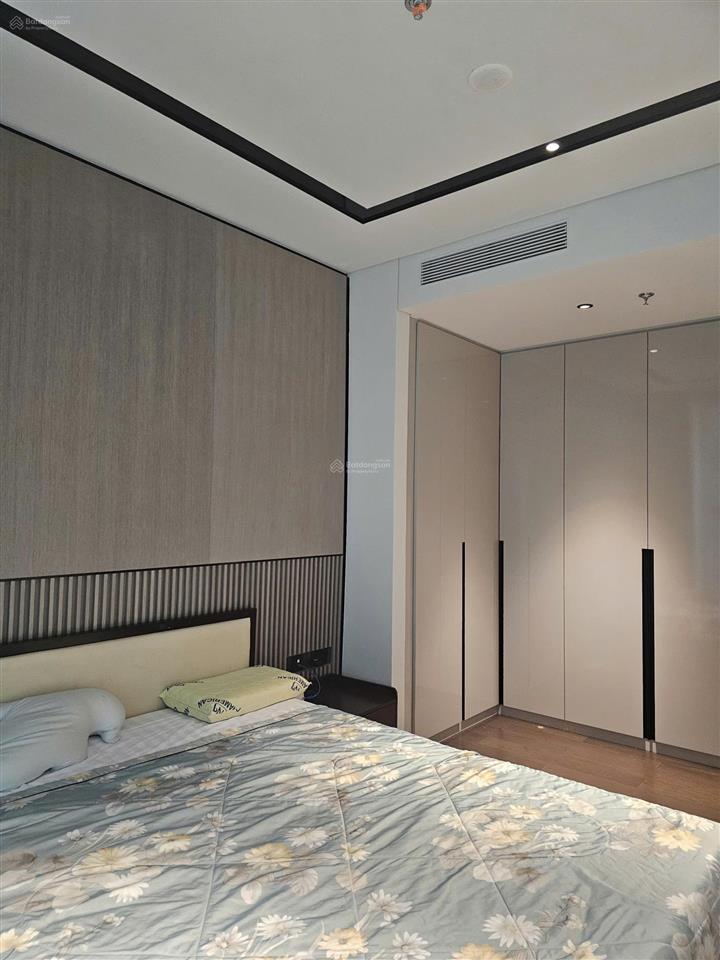 Chính chủ gửi bán căn 1 phòng ngủ grand marina saigon full nội thất
