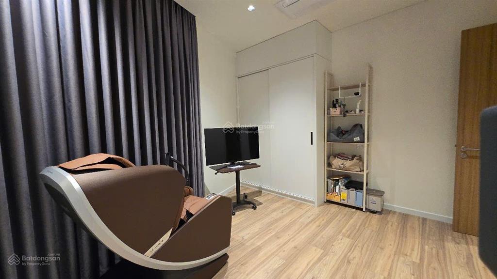 Chính chủ nước ngoài bán căn 3pn zeit thu thiem suất spa