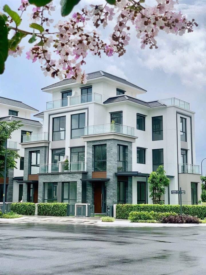 Gladia  căn biệt thự song lập góc 2mt đường 25m, sân vườn rộng, mua trực tiếp cđt 0906 779 ***