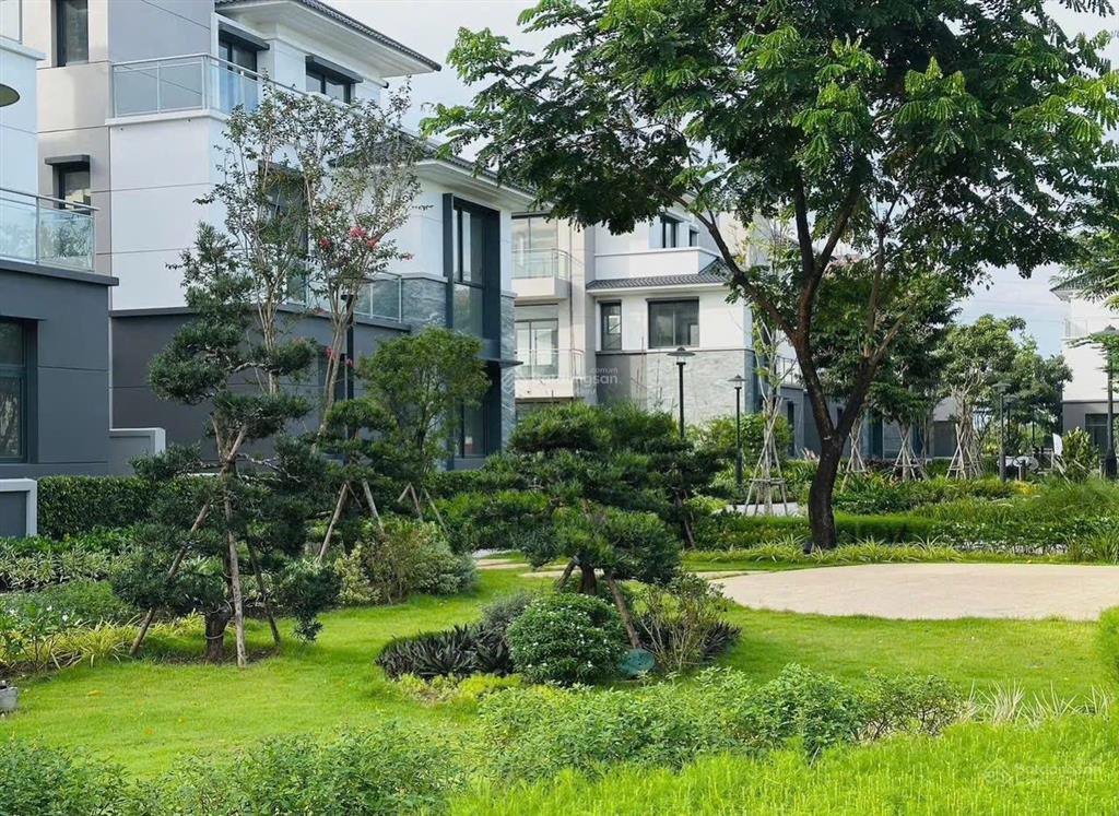 Gladia  căn biệt thự song lập góc 2mt đường 25m, sân vườn rộng, mua trực tiếp cđt 0906 779 ***
