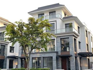 Gladia  biệt thự song lập 9x17m, 1 trệt 3 lầu, gần sông giá tốt 35 tỷ mua trực tiếp cđt 0906 779 ***