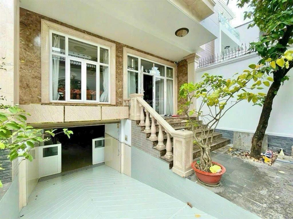 Bán biệt thự 204m2 khu bên sông đường số 10, p hiệp bình chánh, thủ đức. giá tốt