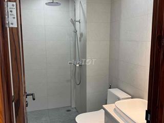 Cho thuê văn phòng cao cấp, trung tâm quận 10.