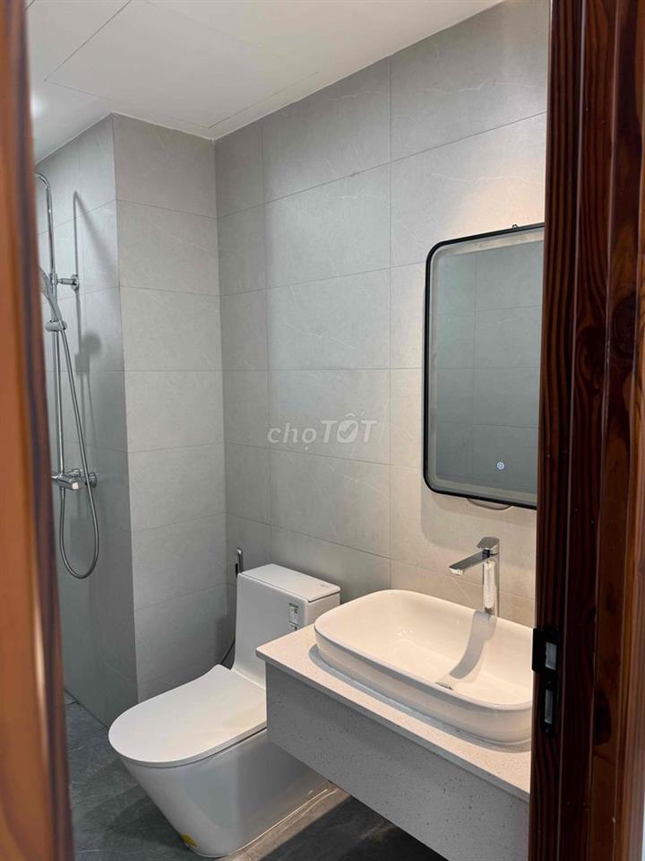 Cho thuê văn phòng cao cấp, trung tâm quận 10.