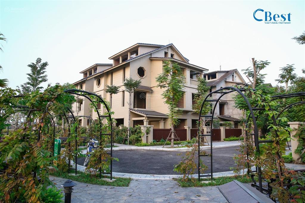 Bán gấp biệt thự song lập 180m2 giá chỉ 18,x tỷ