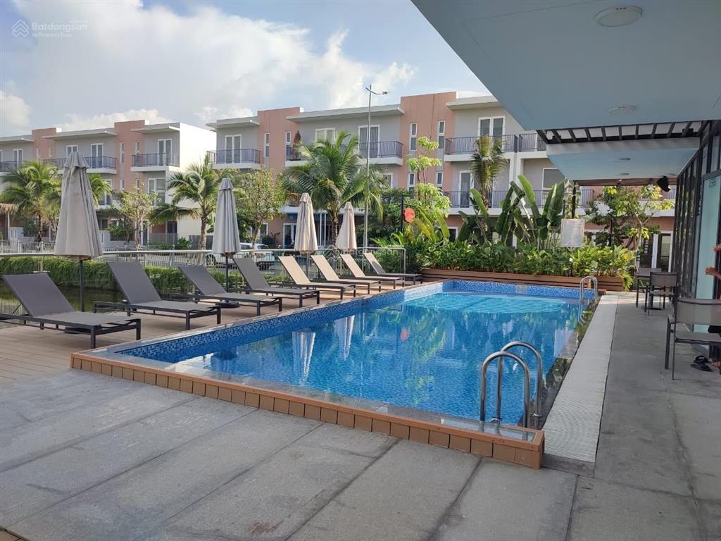 Bán nhà dragon village  khu c view công viên giá 8 tỷ