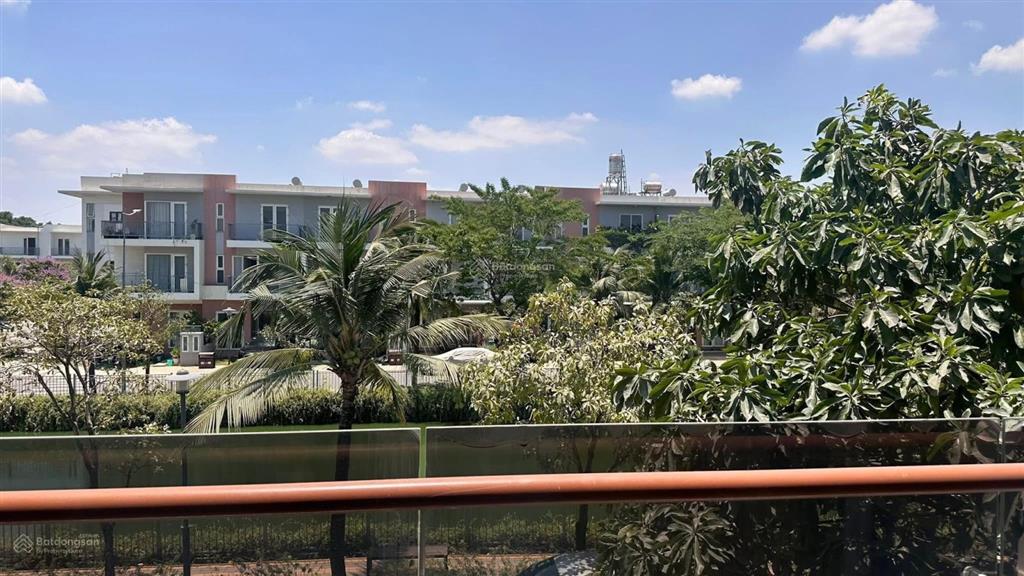 Bán bt dragon village, 7,9 tỷ, 120m2, giá cực chất, uy tín tại đường 990, phú hữu, q9, hcm