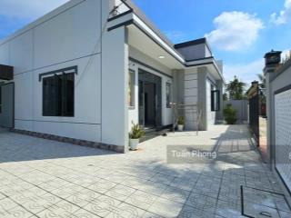 Nhà đất ngang 12m  phú khương